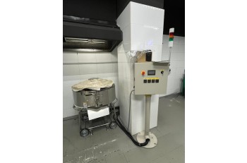 Catalytic Low-Temperature Carbonization Machine and Waste-Derived Bioplastics Development